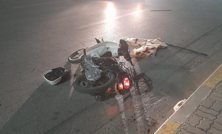 Photo of حادثـ.ـة سير مروعـ.ـة تُرسل سائق دراجة نارية في حالة حرجة إلى المستعجلات