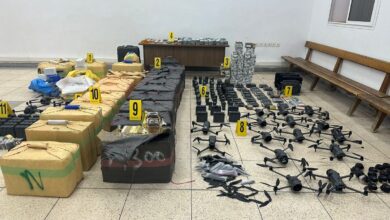 Photo of شرطة وجدة تفكك شبكة إجرامـ.ـية تستعمل  الدرون في تهريـ.ـب المخدرات و حجز معدات و أموال ضخمة