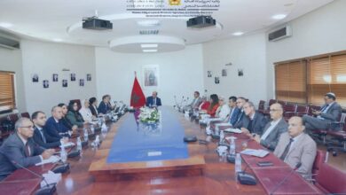 Photo of اجتماع الوزير المزواري مع مديرية الشؤون العامة و القانونية لتعزيز برامج قطاع الصيد البحري